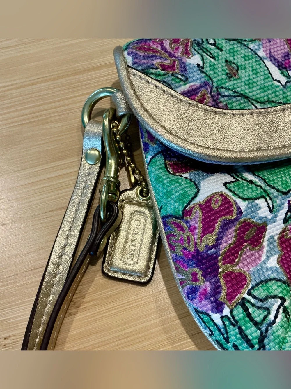 Coach authentic ashley